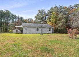 400 Wisteria Ridge Rd, Capon Bridge, WV 26711