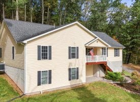 275 Monument Dr, Paw Paw, WV 25434