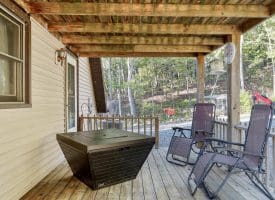 1251 Delray Rd, Augusta, WV 26704