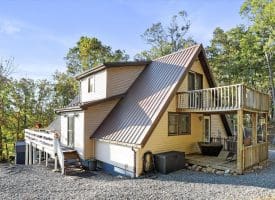 1251 Delray Rd, Augusta, WV 26704