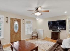 275 Monument Dr, Paw Paw, WV 25434