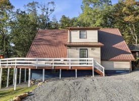 1251 Delray Rd, Augusta, WV 26704