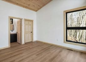 933 TIMBERLIINE DR, LOST CITY, WV