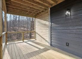 933 TIMBERLIINE DR, LOST CITY, WV