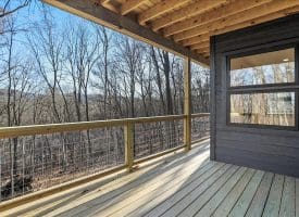 933 TIMBERLIINE DR, LOST CITY, WV