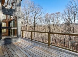 933 TIMBERLIINE DR, LOST CITY, WV