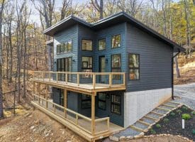 933 TIMBERLIINE DR, LOST CITY, WV