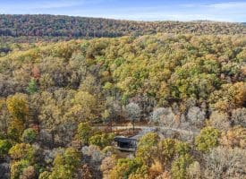 933 TIMBERLIINE DR, LOST CITY, WV