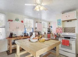 287 E. Main Street, Romney, WV 26757