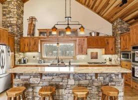 879 Olde Oak View Dr., Springfield, WV  26763