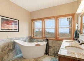 879 Olde Oak View Dr., Springfield, WV  26763