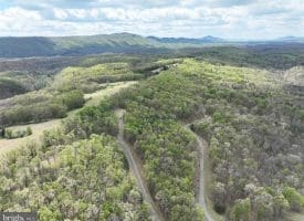 10 AC Moon Ridge Ln, Burlington, WV  26710