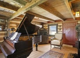 45 Cougar Hollow Rd, Romney, WV  26757