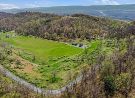 347 Meadow Valley Pl, Keyser, WV  26726