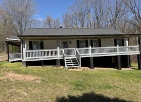 206 Mountain View Dr., Paw Paw, WV  25434