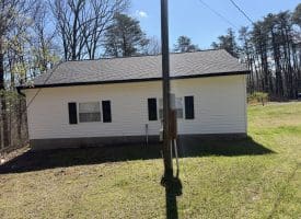 206 Mountain View Dr., Paw Paw, WV  25434