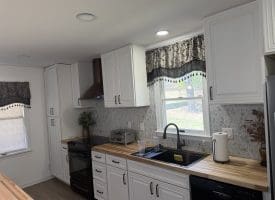 206 Mountain View Dr., Paw Paw, WV  25434