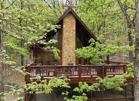 355 Hemlock Ct., Paw Paw, WV  25434