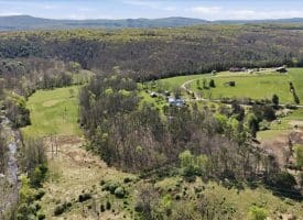 1264 Tearcoat R., Augusta, WV 26704