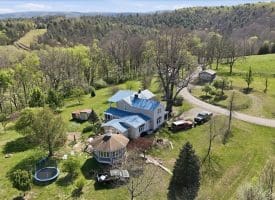 1264 Tearcoat R., Augusta, WV 26704