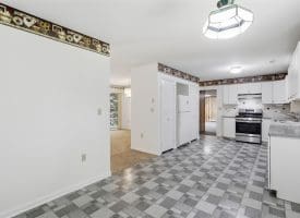 351 Silvercreek Lane, Berkeley Springs, WV 25411