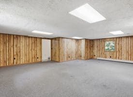 351 Silvercreek Lane, Berkeley Springs, WV 25411