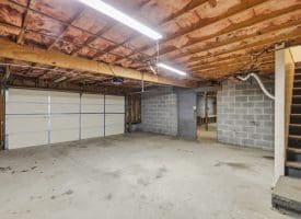 351 Silvercreek Lane, Berkeley Springs, WV 25411