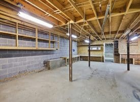 351 Silvercreek Lane, Berkeley Springs, WV 25411