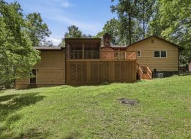 351 Silvercreek Lane, Berkeley Springs, WV 25411