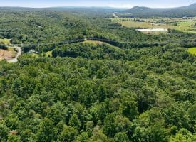 351 Silvercreek Lane, Berkeley Springs, WV 25411