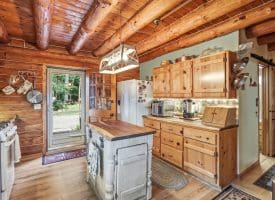 106 Britneys Lane, Paw Paw, WV 25434