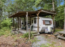 106 Britneys Lane, Paw Paw, WV 25434