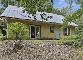 506 Strawberry Ln, Augusta, WV  26704