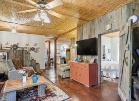 506 Strawberry Ln, Augusta, WV  26704
