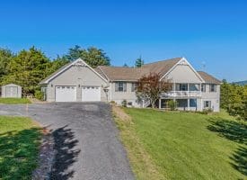 112 Monument Drive, Paw Paw, WV 25434
