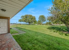 25 Pancione Loop, Augusta, WV 26704