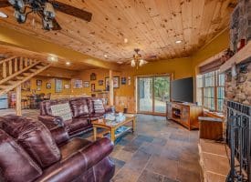 238 Carterwood Lane, Romney, WV 26757