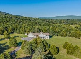 112 Monument Drive, Paw Paw, WV 25434