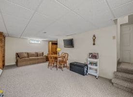 1705 KERNS SCHOOL ROAD, SPRINGFIELD, WV 26763
